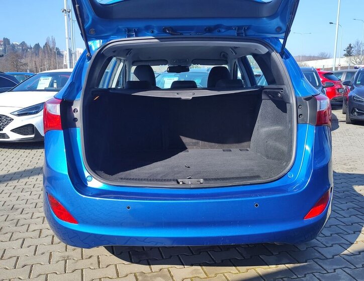 Hyundai i30 Kombi 1,6 l 81 kw