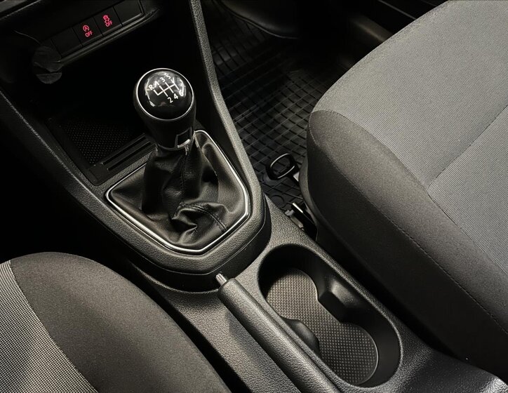 Volkswagen Caddy Skříň 2,0 l 90 kw