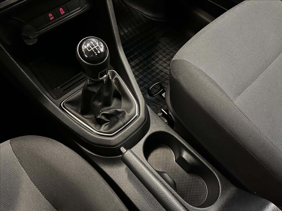 Volkswagen Caddy Skříň 2,0 l 90 kw