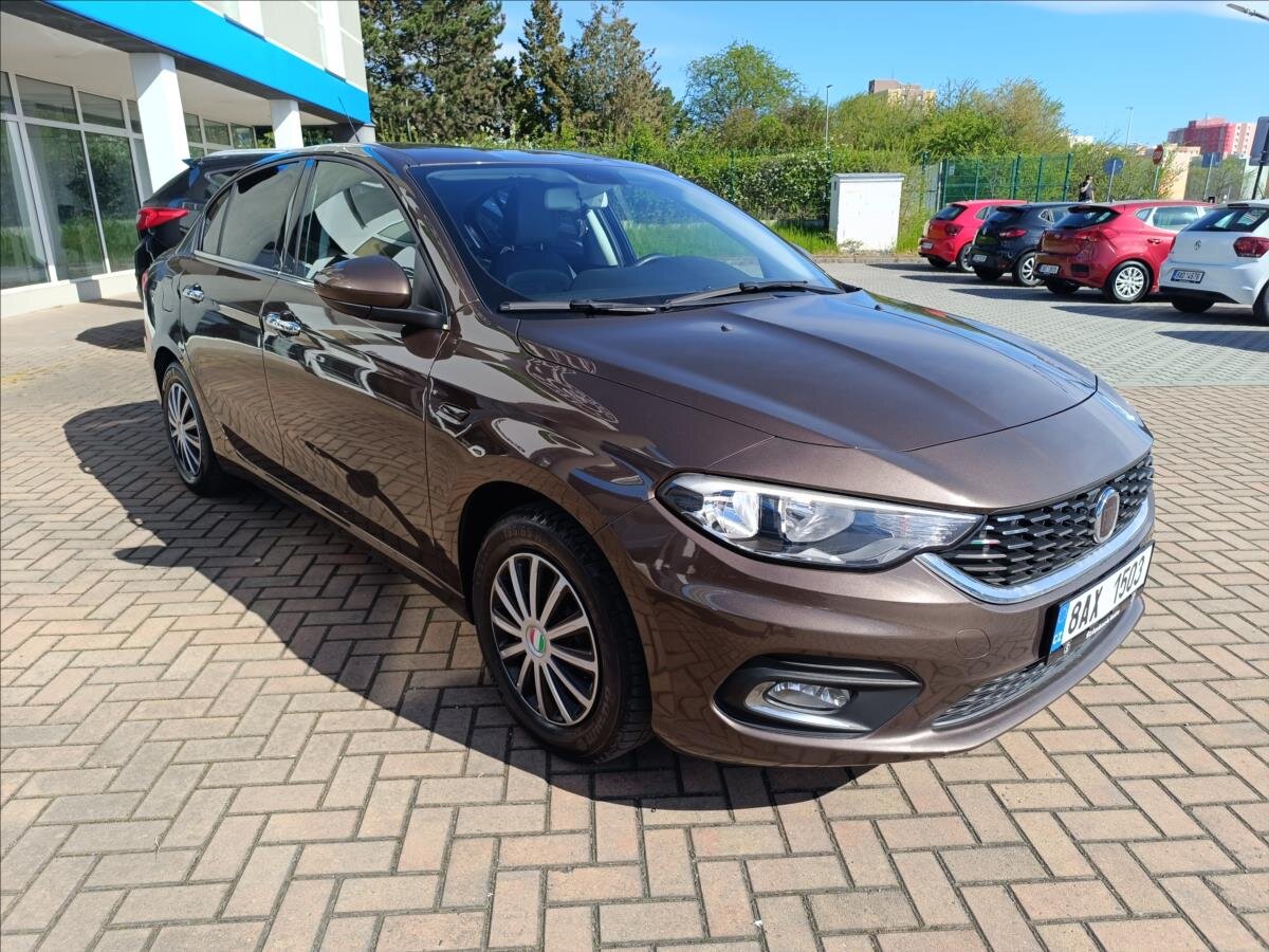 Fiat Tipo Sedan / Limuzína 1,4 l 70 kw