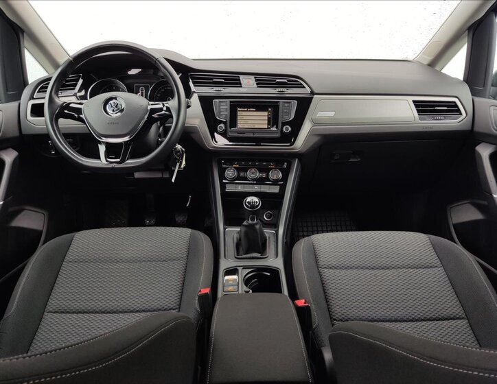 Volkswagen Touran MPV 1,2 l 81 kw