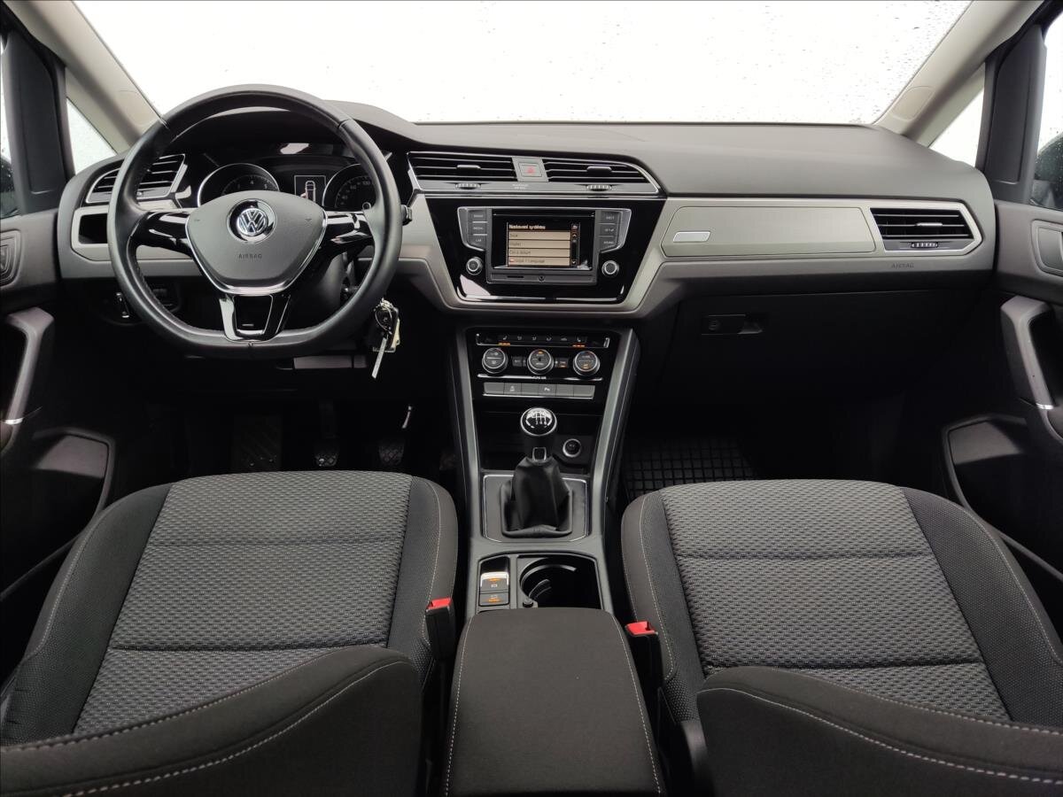 Volkswagen Touran MPV 1,2 l 81 kw
