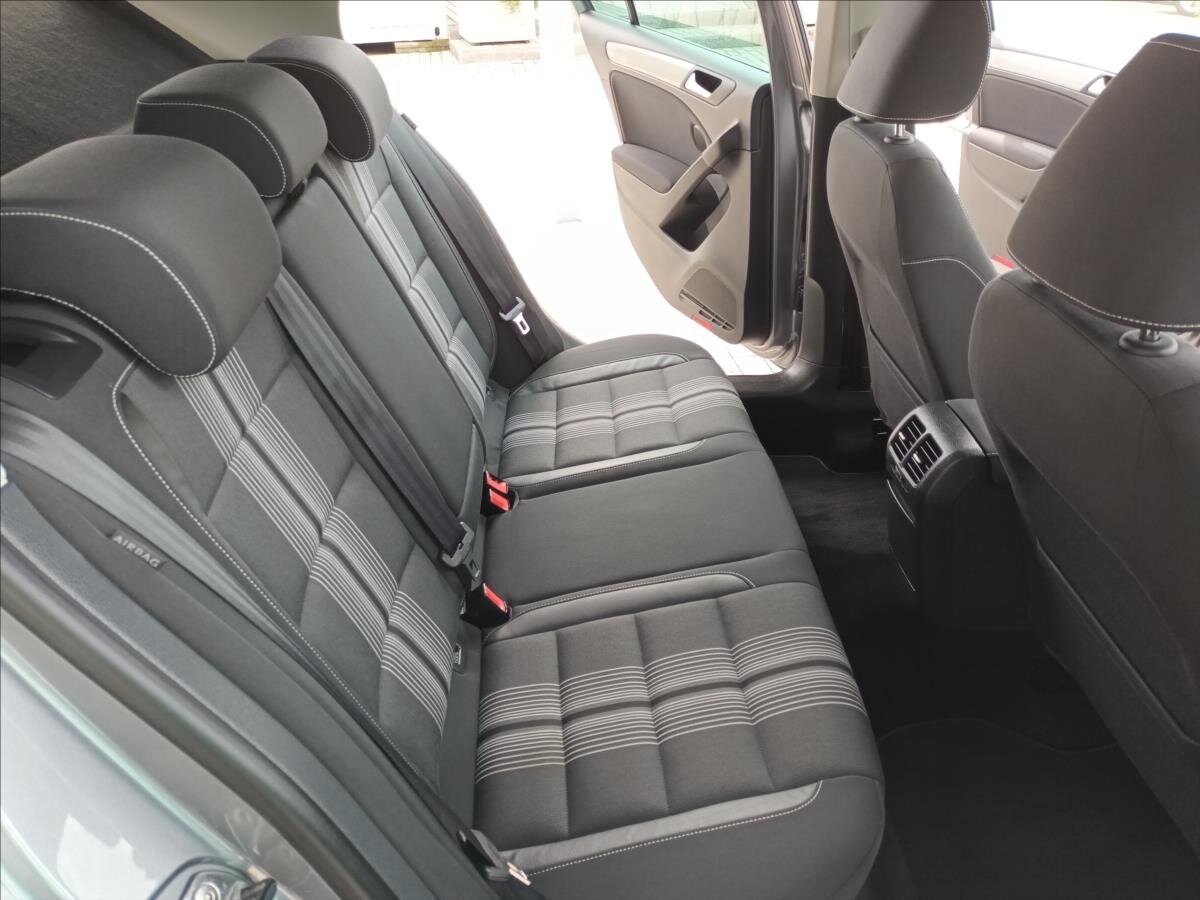 Volkswagen Golf Hatchback 1,2 l 63 kw