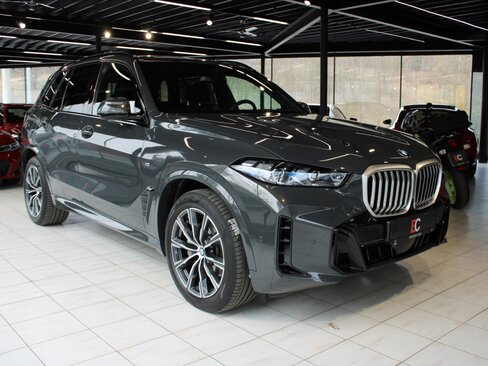 BMW X5 SUV / Terénní 3,0 l 210 kw
