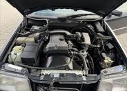 Mercedes-Benz 124 14