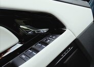 Land Rover Range Rover Evoque SUV / Terénní 2,0 l 120 kw