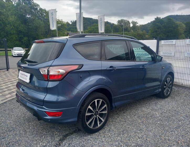 Ford Kuga 8