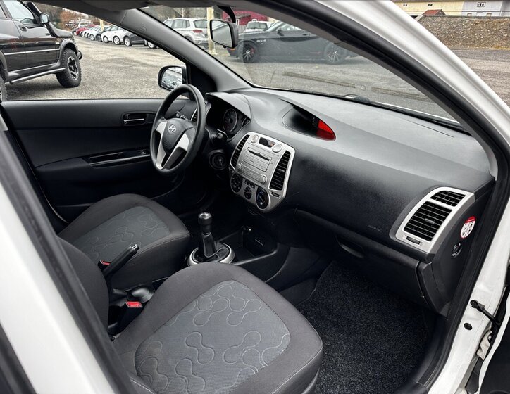 Hyundai i20 Hatchback 1,2 l 57 kw