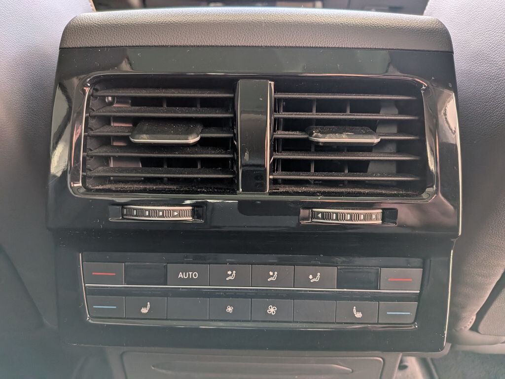 Volkswagen Touareg SUV / Terénní 3,0 l 210 kw