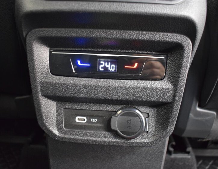 Volkswagen Tiguan SUV / Terénní 2,0 l 110 kw