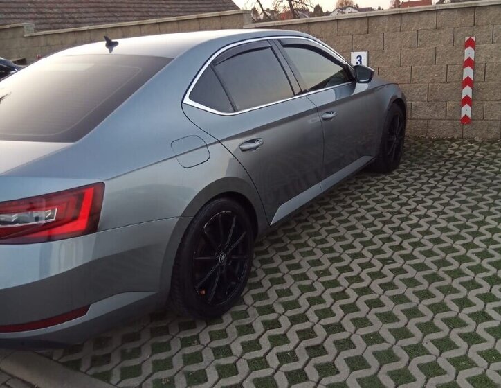 Škoda Superb Sedan / Limuzína 0,0 110 kw