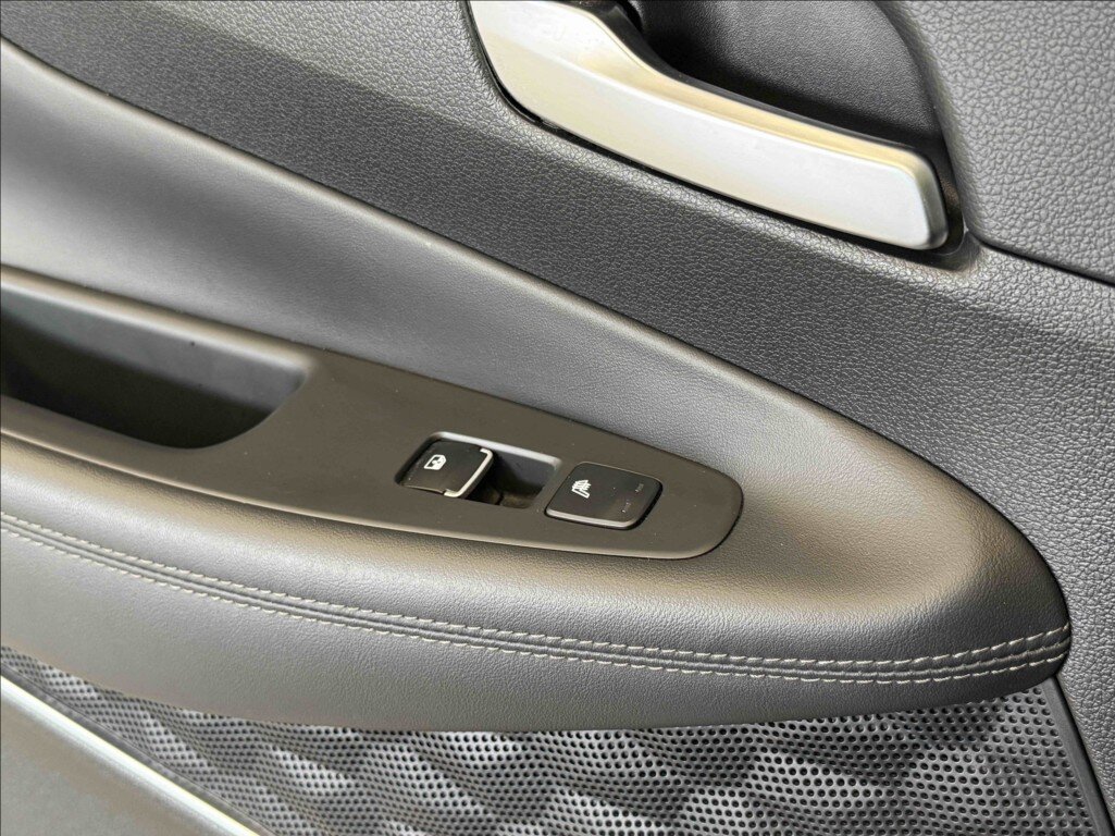 Hyundai Santa Fe SUV / Terénní 2,2 l 147 kw