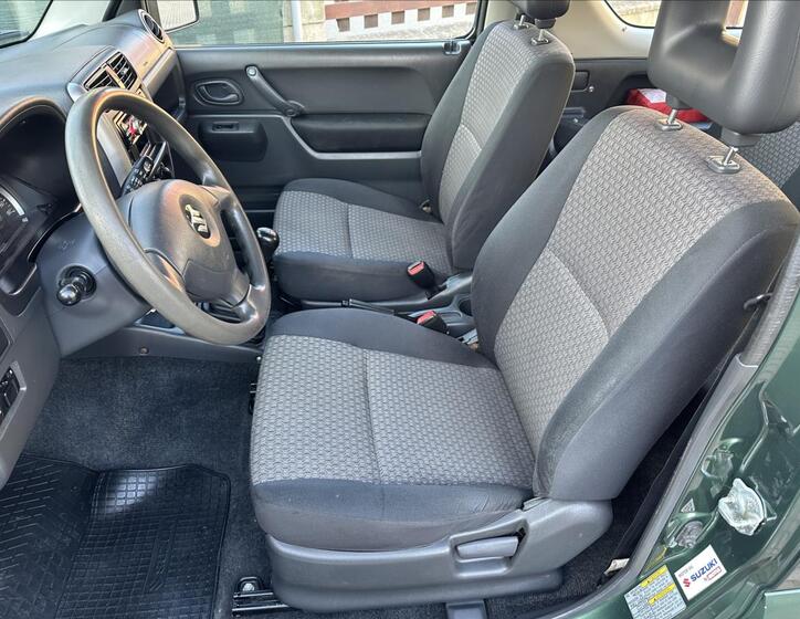 Suzuki Jimny 12