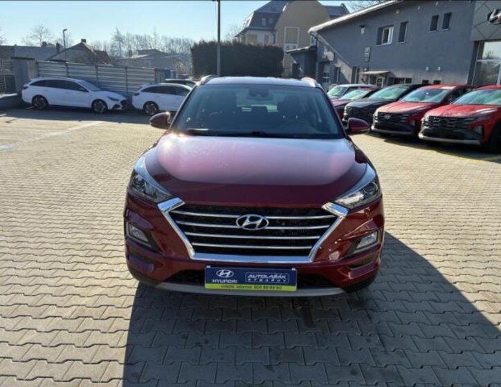 Hyundai Tucson SUV / Terénní 1,6 l 100 kw