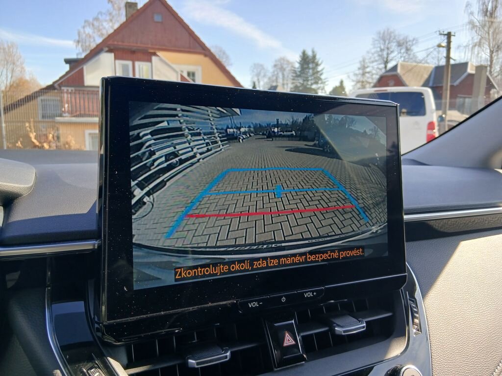 Toyota Corolla Sedan 1,5 l 92 kw