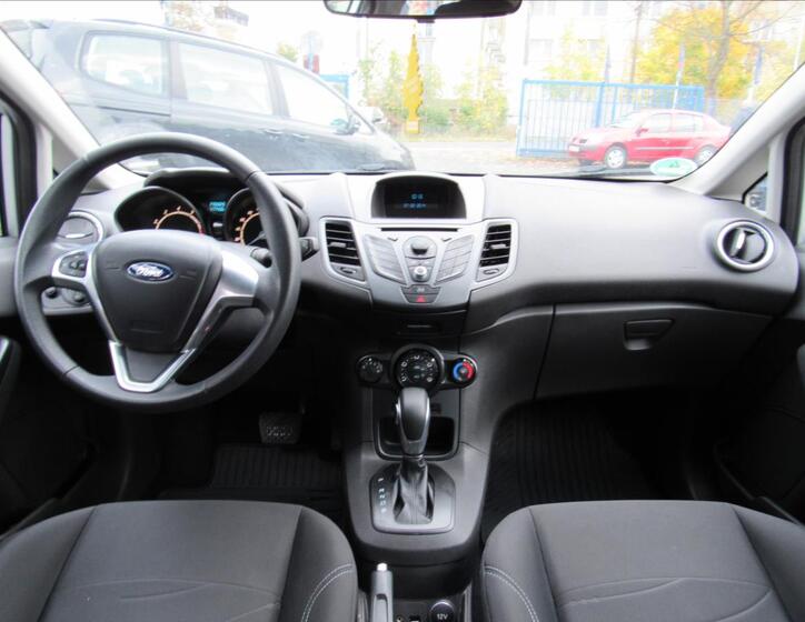 Ford Fiesta 11