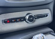 Volvo XC90 SUV / Terénní 2,0 l 173 kw