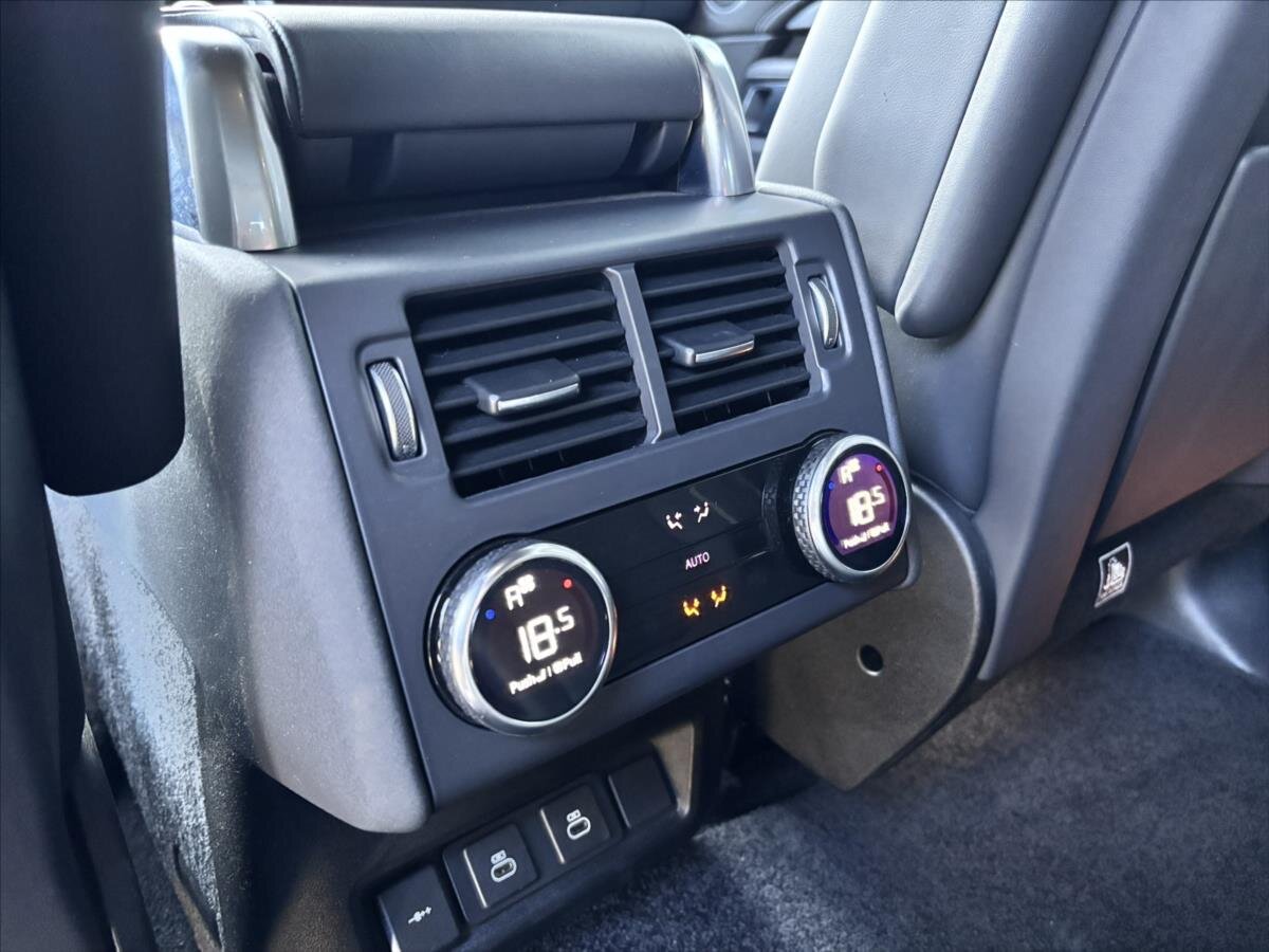 Land Rover Discovery SUV / Terénní 3,0 l 221 kw