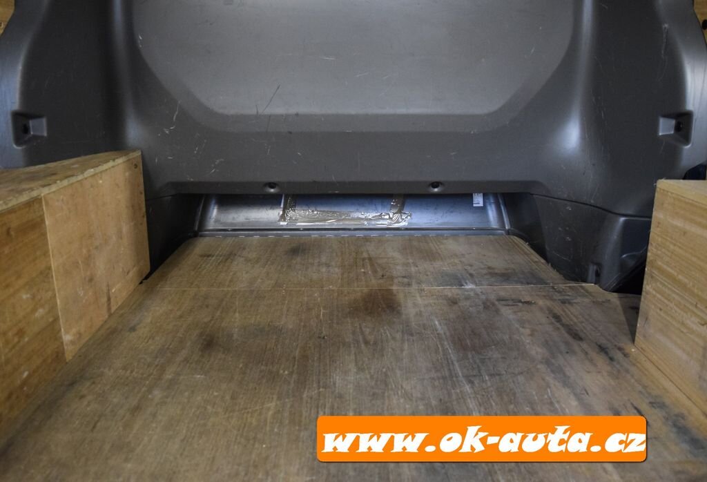 Volkswagen Ostatní VAN-Minibus 0,0 110 kw