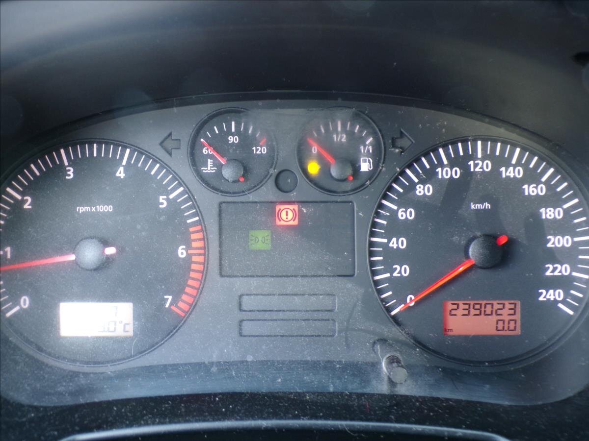 Seat Leon Hatchback 1,4 l 55 kw