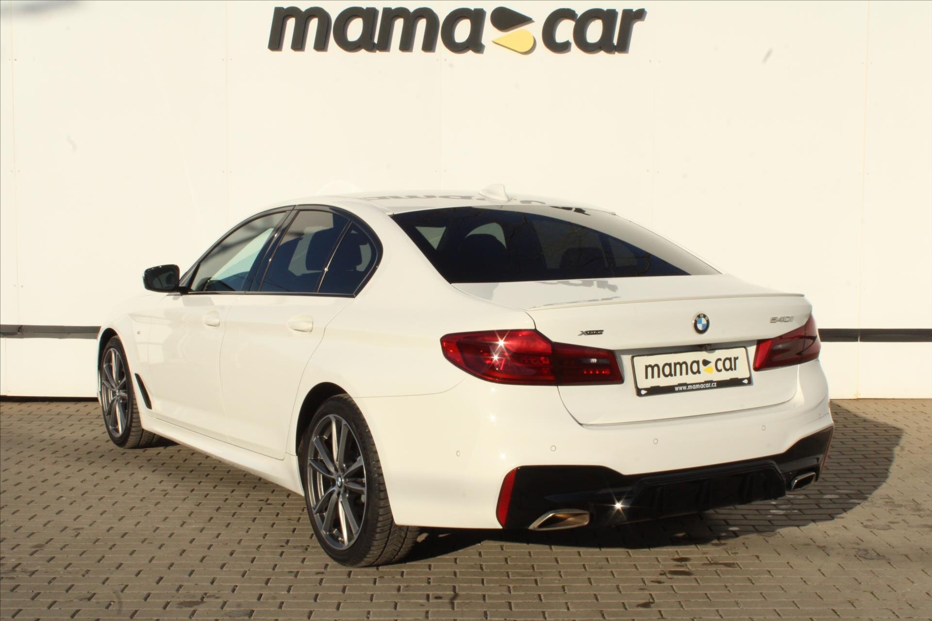 BMW Řada 5 Sedan 3,0 l 250 kw