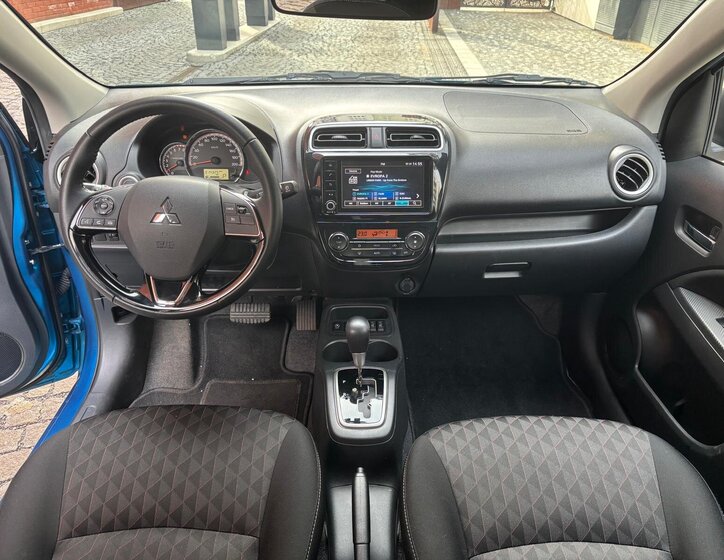 Mitsubishi Space Star Hatchback 1,2 l 52 kw