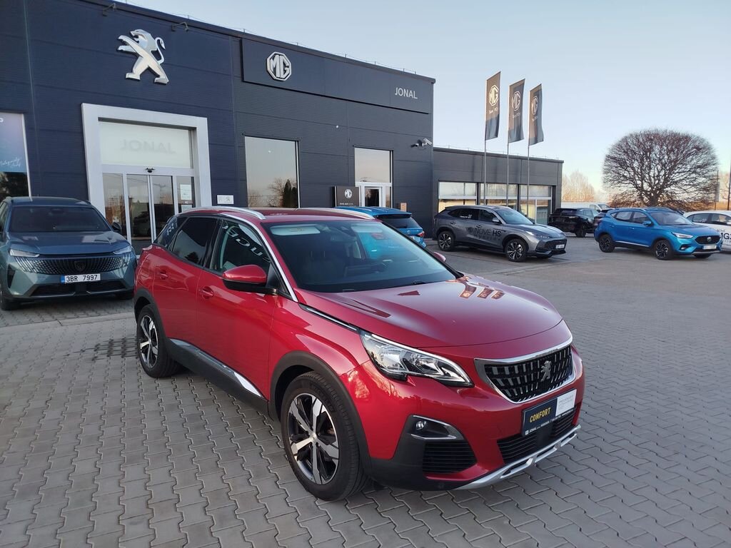 Peugeot 3008 SUV / Terénní 1,5 l 96 kw