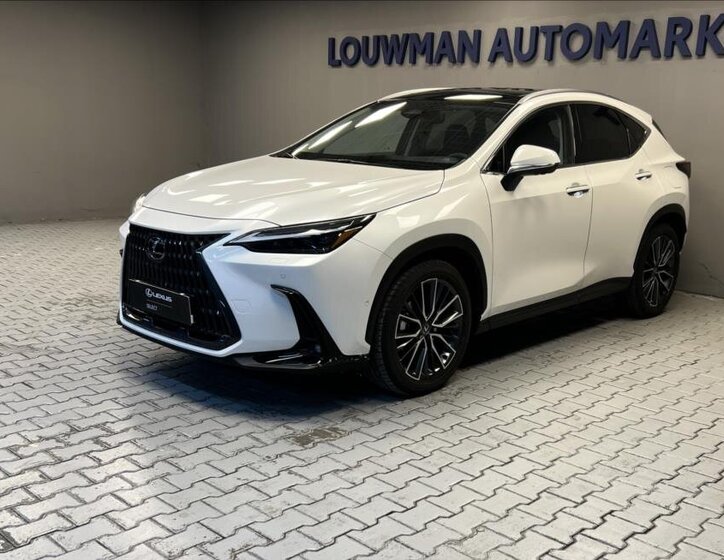 Lexus NX 350h 1