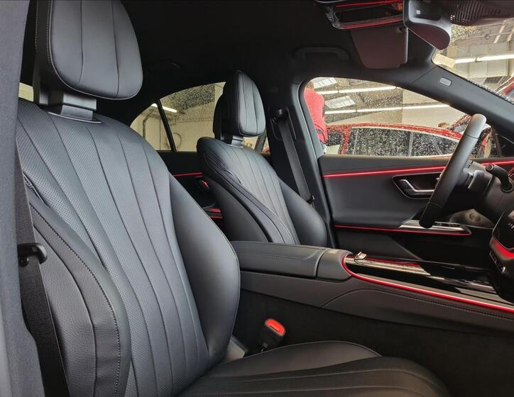 Mercedes-Benz Třídy E 15