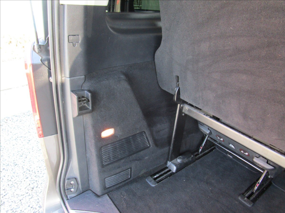 Mercedes-Benz Třídy V Kombi 2,1 l 140 kw