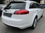 Opel Insignia Kombi 2,0 l 96 kw