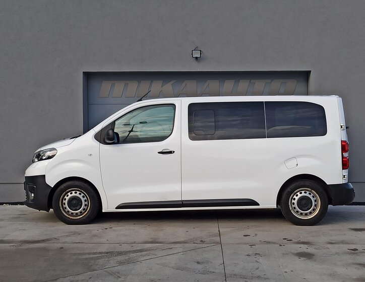 Toyota ProAce Verso 8