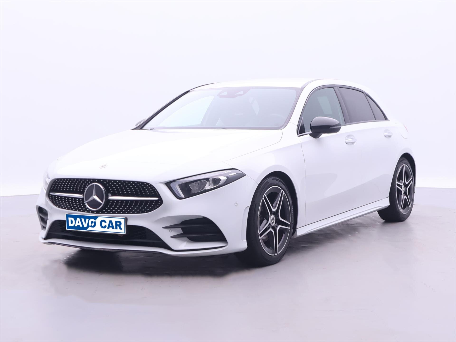 Mercedes-Benz Třídy A Hatchback 1,3 l 120 kw