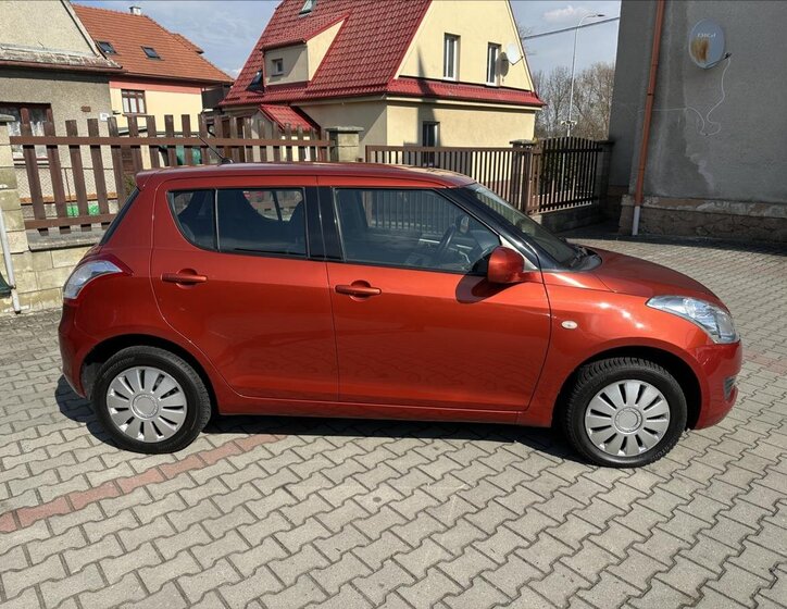 Suzuki Swift Hatchback 1,2 l 69 kw