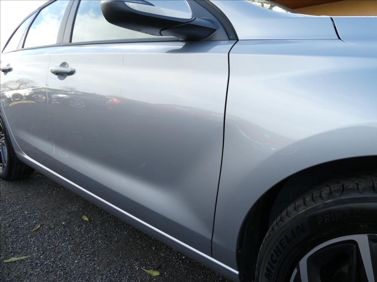 Hyundai i30 Kombi 1,5 l 103 kw