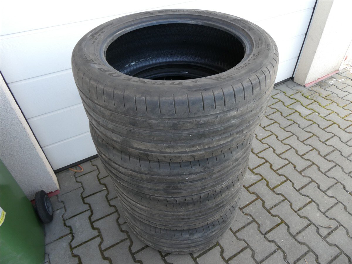 Volkswagen Touareg SUV / Terénní 3,0 l 180 kw