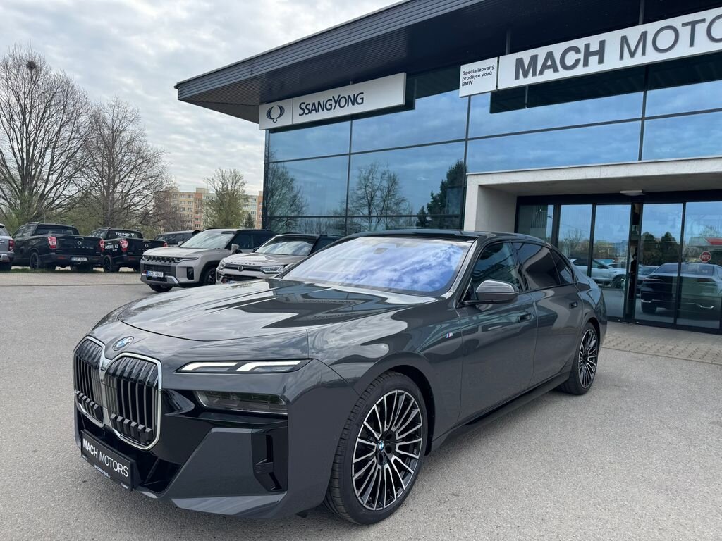 BMW Řada 7 Sedan / Limuzína 3,0 l 210 kw