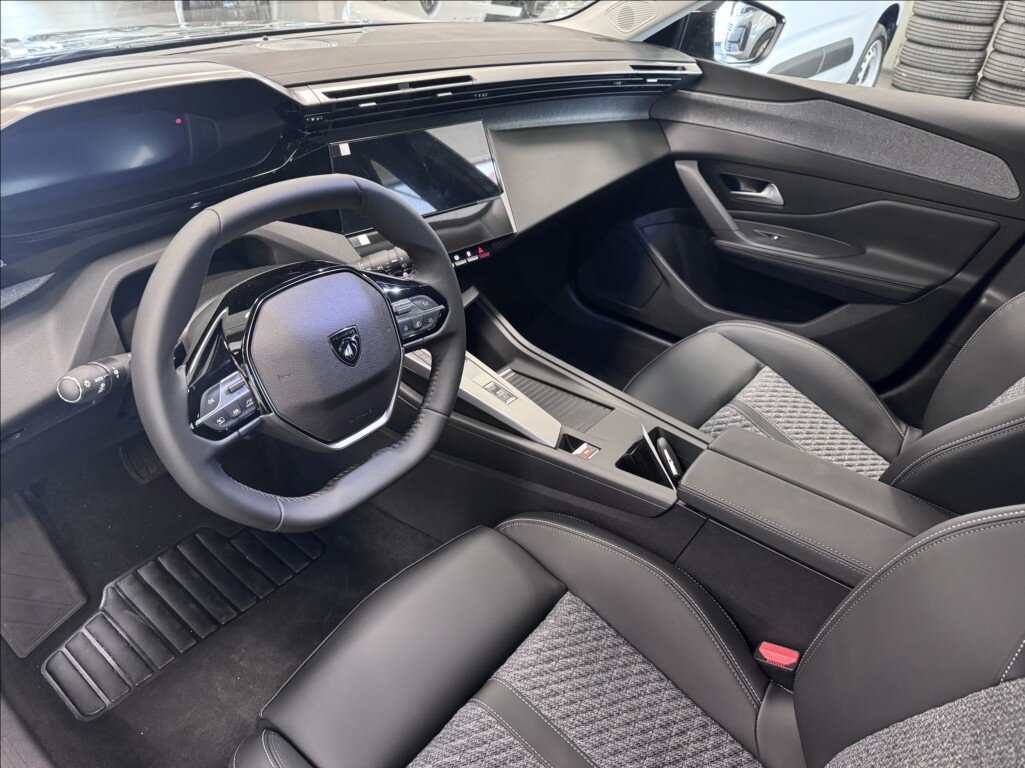 Peugeot 308 Kombi 1,2 l 100 kw