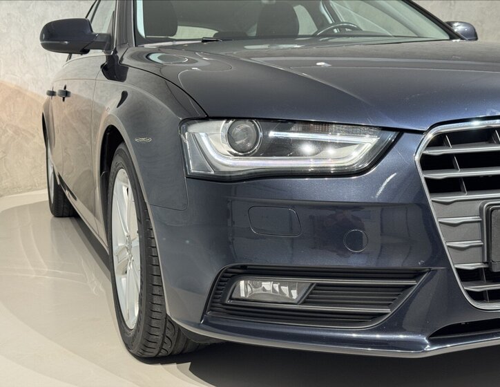 Audi A4 Kombi 2,0 l 110 kw