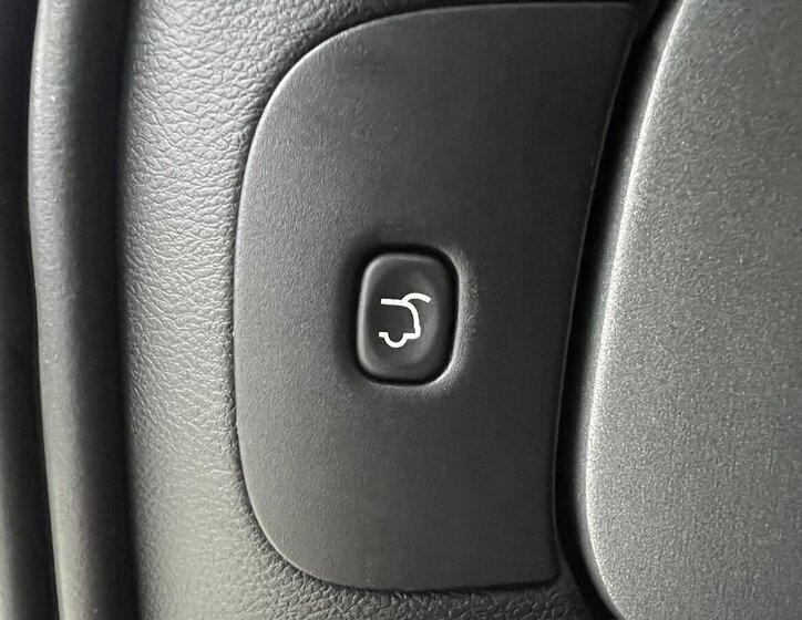 Jeep Cherokee SUV 2,0 l 125 kw