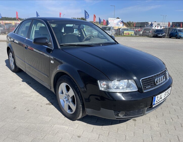 Audi A4 Sedan / Limuzína 1,8 l 110 kw