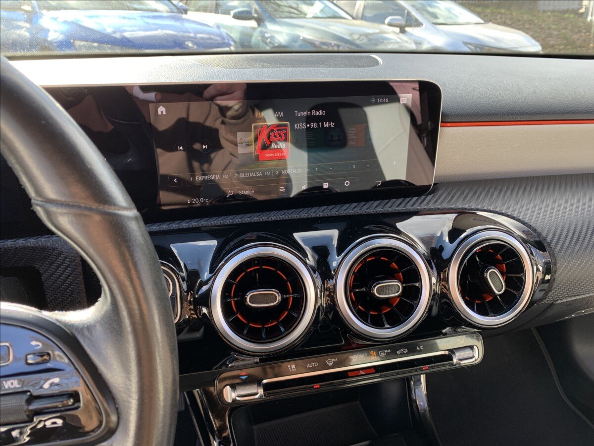 Mercedes-Benz Třídy A Hatchback 1,3 l 120 kw