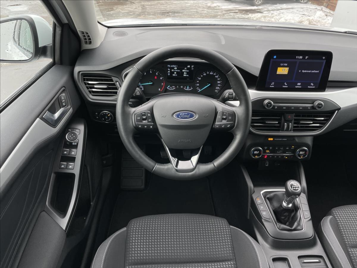 Ford Focus Kombi 999,0 92 kw