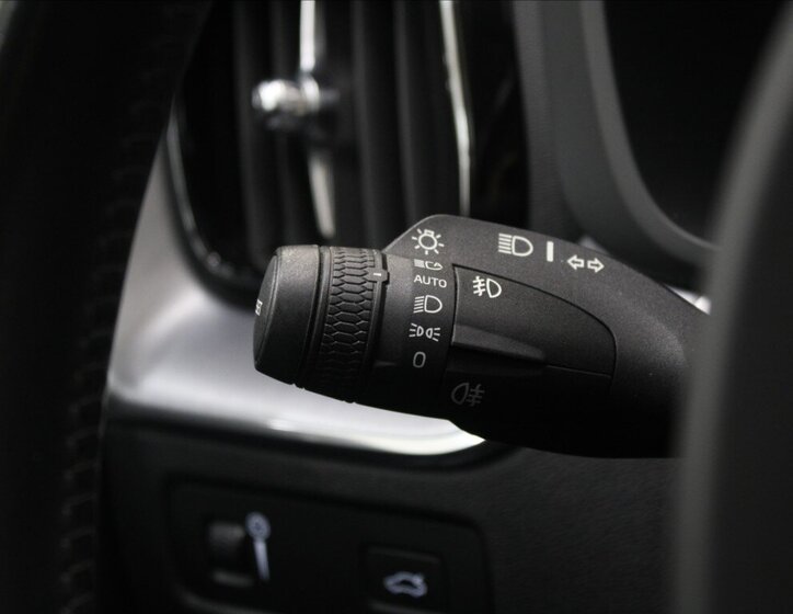 Volvo XC60 SUV / Terénní 2,0 l 184 kw