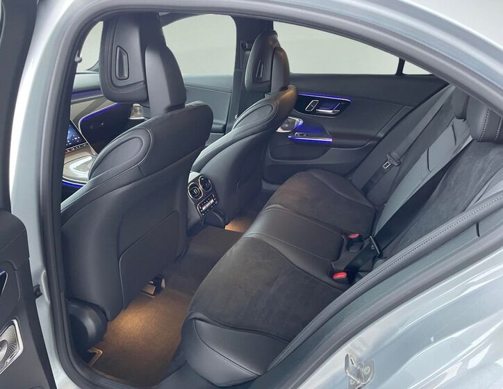 Mercedes-Benz Třídy C Sedan 2,0 l 145 kw