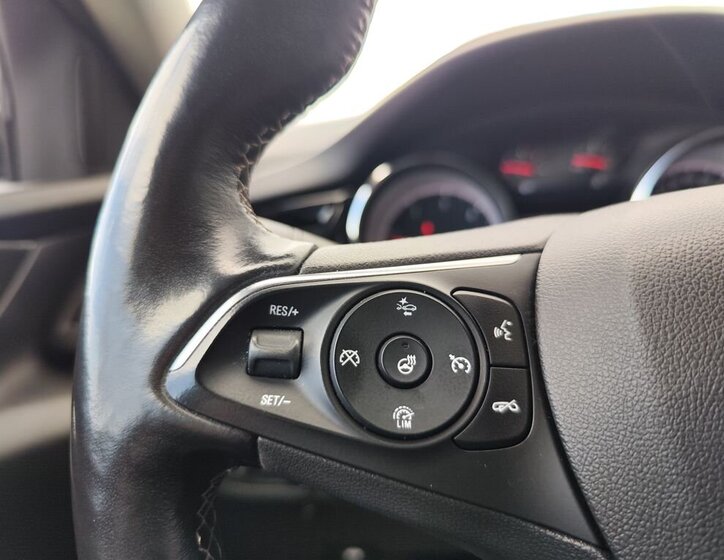 Opel Insignia Kombi 2,0 l 125 kw