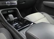 Volvo XC40 6