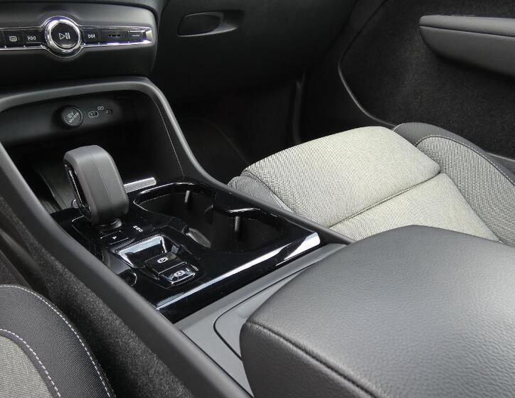 Volvo XC40 6