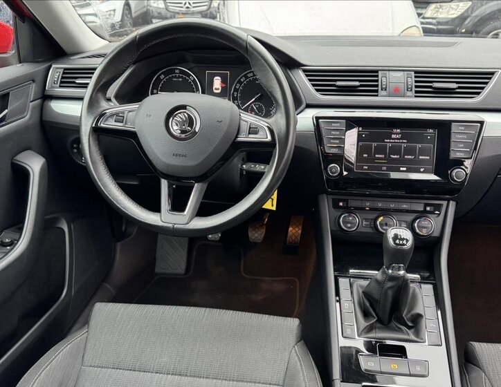 Škoda Superb Kombi 2,0 l 110 kw