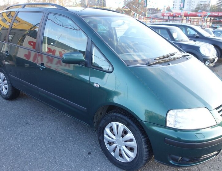 Volkswagen Sharan 3